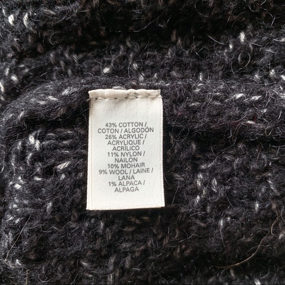 Victoria Secret Chunky Sweater - Picture 4 of 5